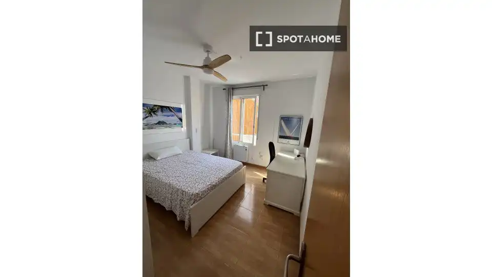 Appartement avec terrasse à louer à Extramurs