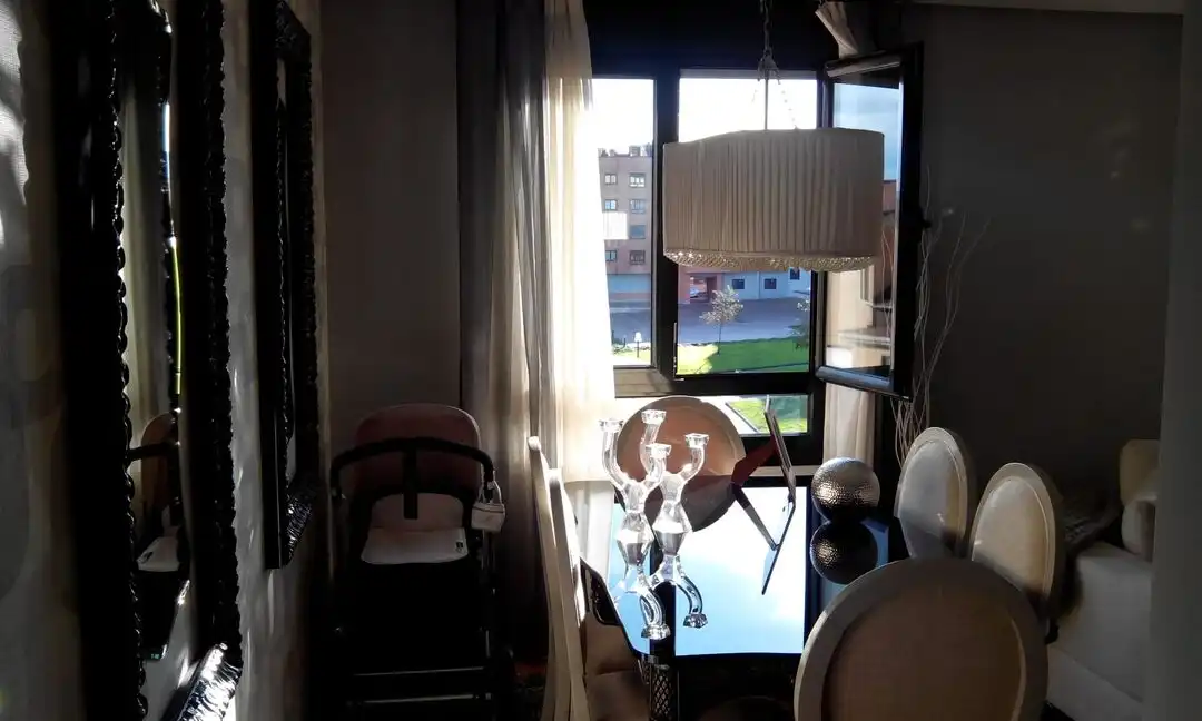 Esszimmer von Wohnung zur Miete in Gijón  mit Heizung und Abstellraum