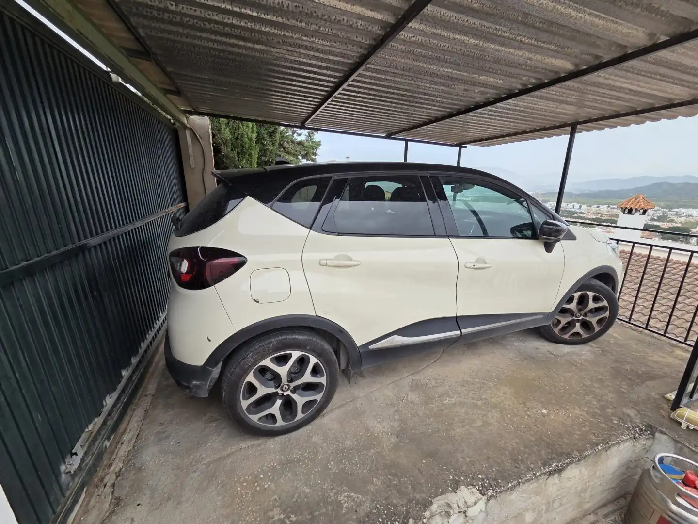 Parking de Casa o chalet en venta en Málaga con Jardín privado, Terraza y Piscina