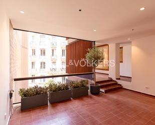 Vista exterior de Apartament en venda en  Madrid Capital amb Aire condicionat, Calefacció i Terrassa