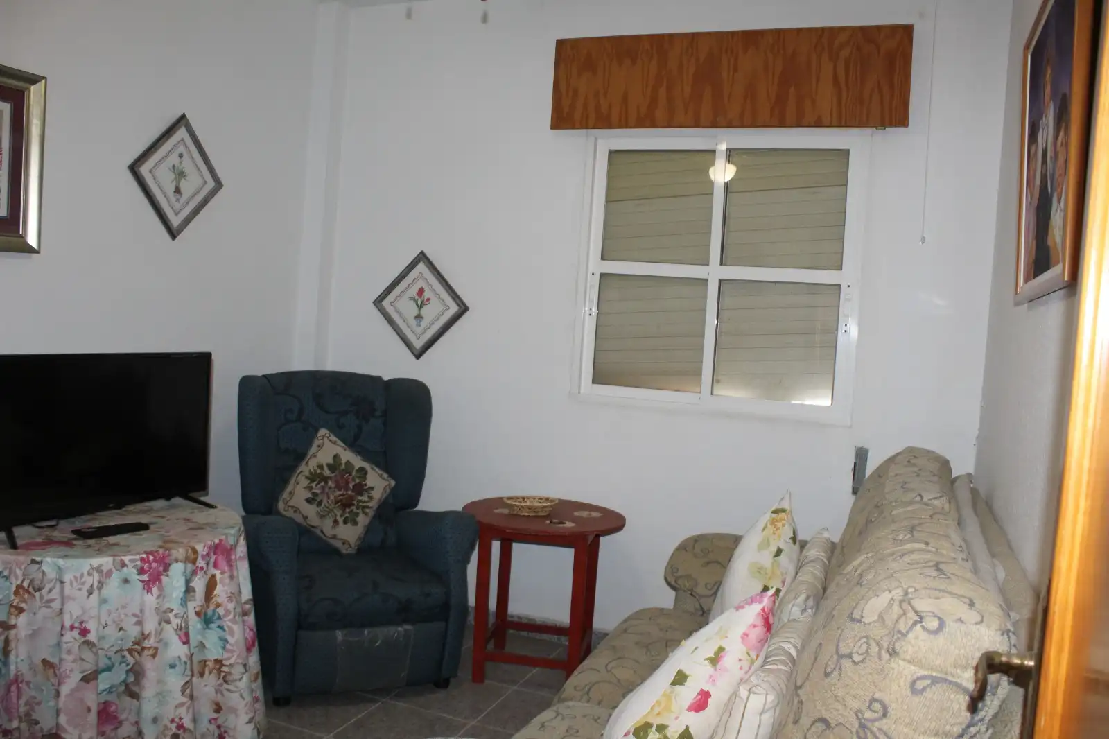 Living room of Detached homes for sale in Roquetas de Mar  with Air Conditioner, Terrace and Storage room