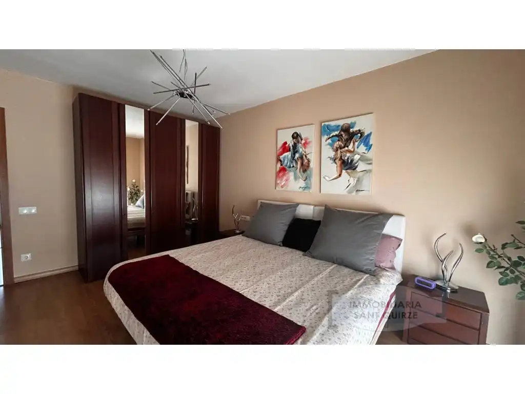 Dormitori de Casa o xalet en venda en Sant Quirze del Vallès