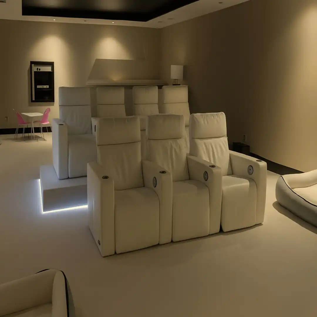 Sala d'estar de Casa o xalet en venda en Marbella amb Aire condicionat, Jardí privat i Parquet