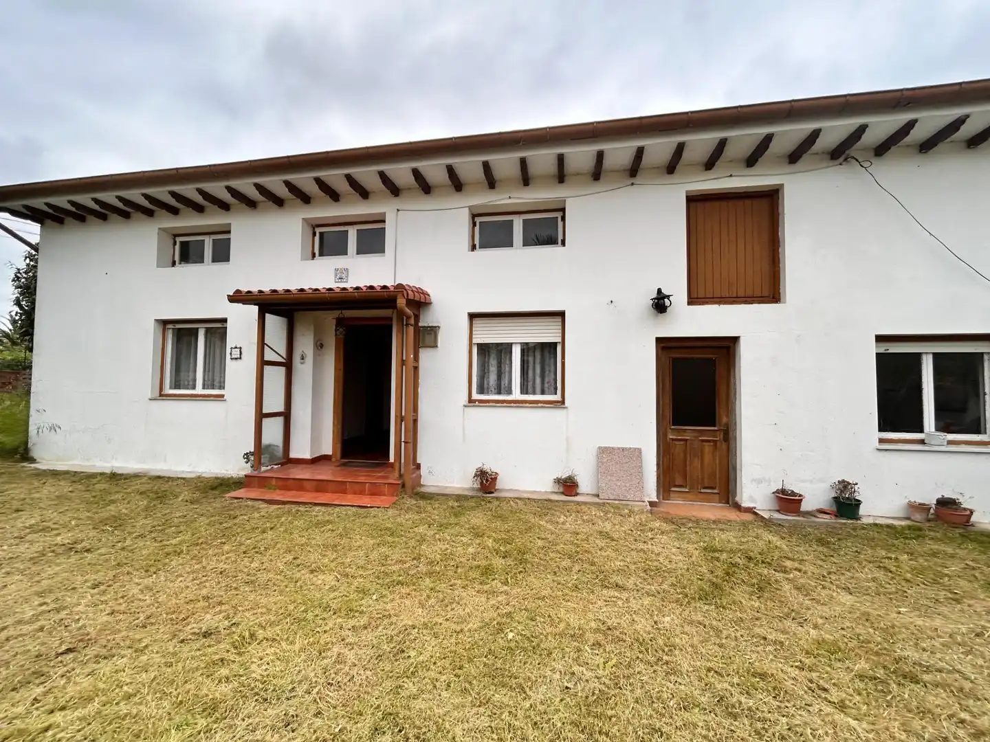 Exterior view of Houses for sale in Noja  with Private garden, Terrace and Storage room