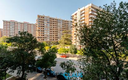 Exterior view of Flat for sale in  Barcelona Capital  with Furnished