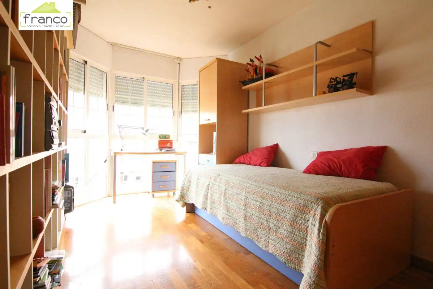 Piso con terraza en alquiler en Sur, imagen 11