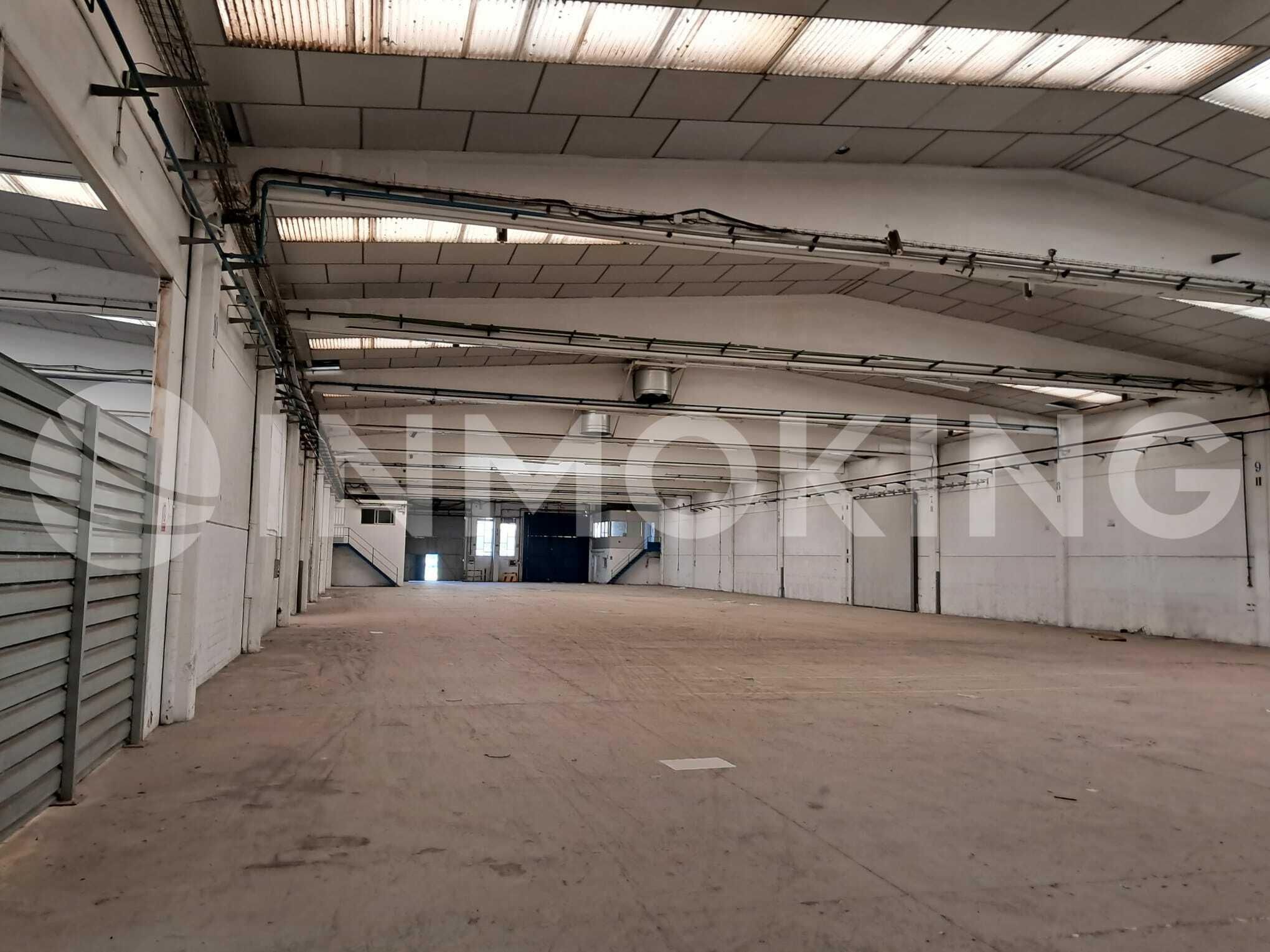 Nave industrial de alquiler en Almussafes