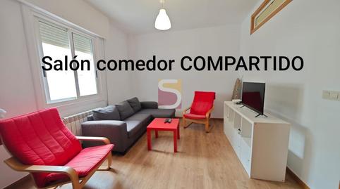 Foto 4 de Piso para compartir en Casablanca - Calvario, Pontevedra