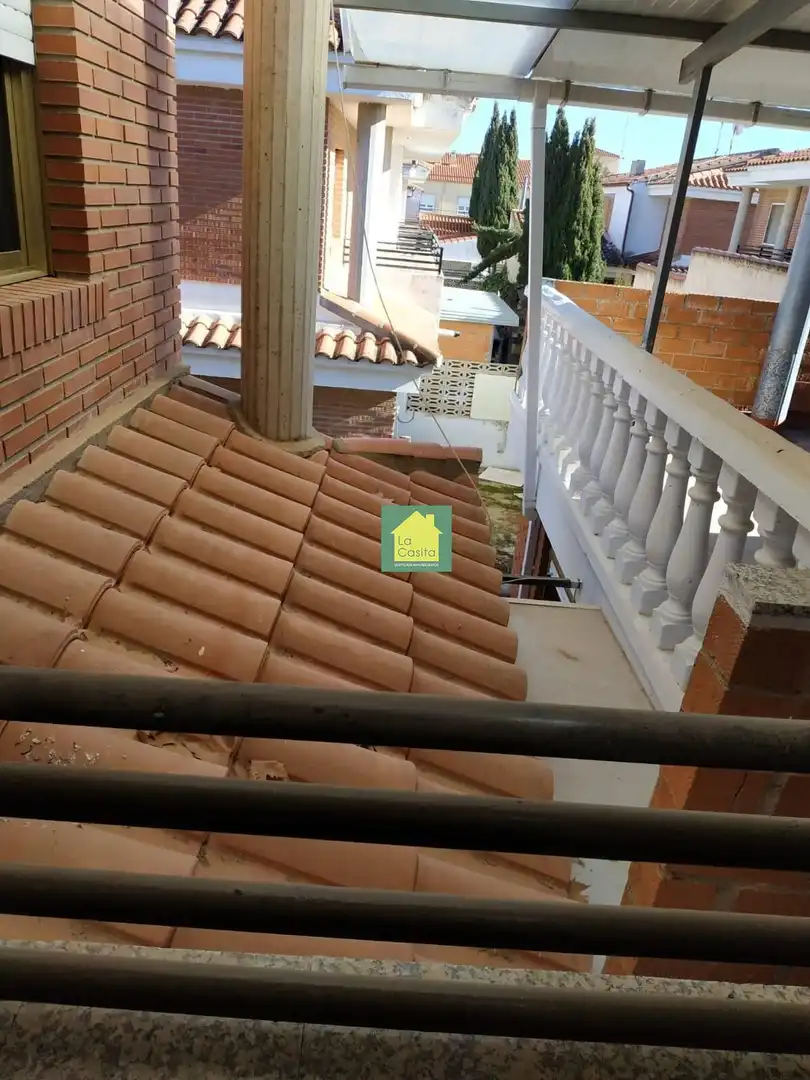 Terrassa de Casa adosada en venda en Madrigueras amb Aire condicionat, Calefacció i Terrassa