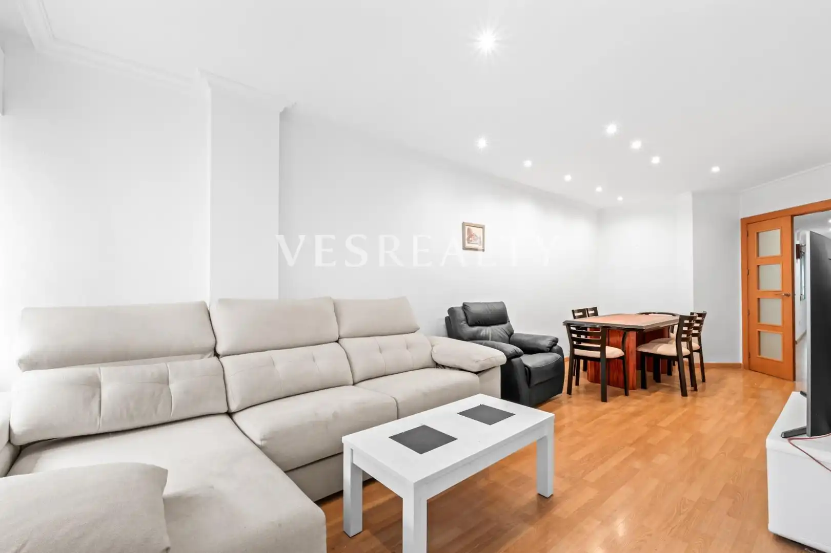 Piso con terraza en venta en Calle FOGLIETTI, imagen 5