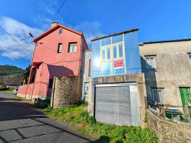 Casa-chalet en Venta en Loureda - Lañas - Barrañán