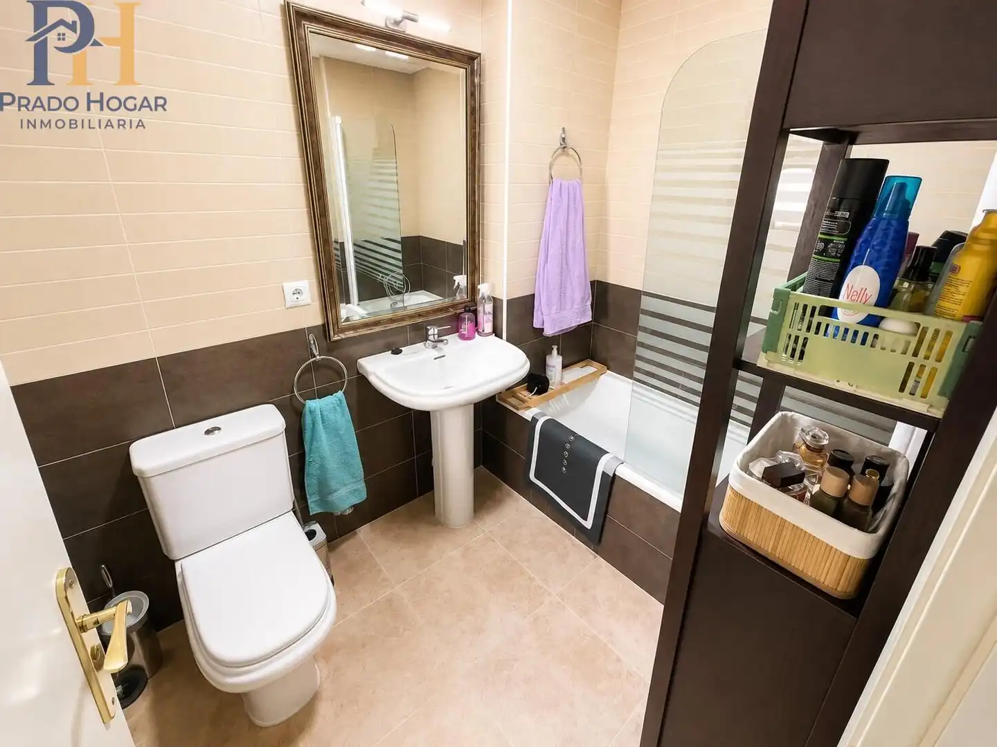 Baño de Piso en venta en Cebolla con Aire acondicionado, Calefacción y Terraza