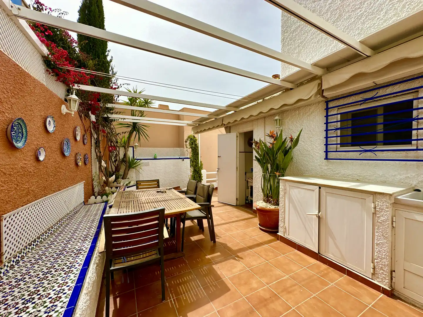Houses for sale in Calle Montemar, San José