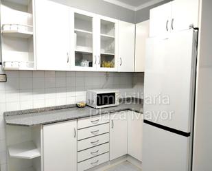 Kitchen of Flat to rent in Salamanca Capital  with Heating, Furnished and Oven
