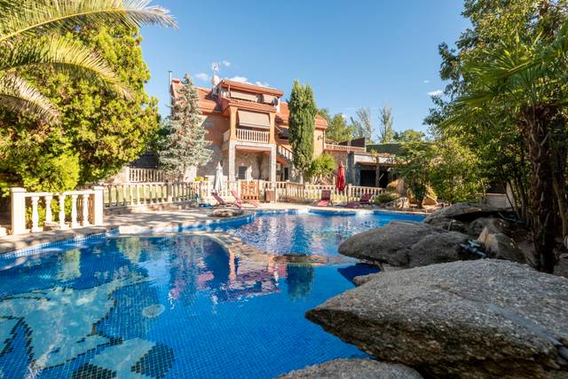 Casa-chalet en Venta en Calle de los Fresnos en Parque Coimbra