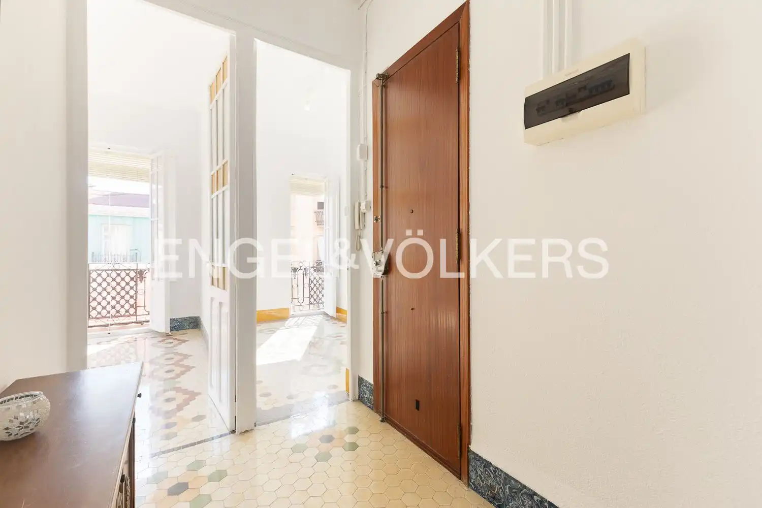 Flat for rent in Valencia  with Air Conditioner, Heating and Balcony