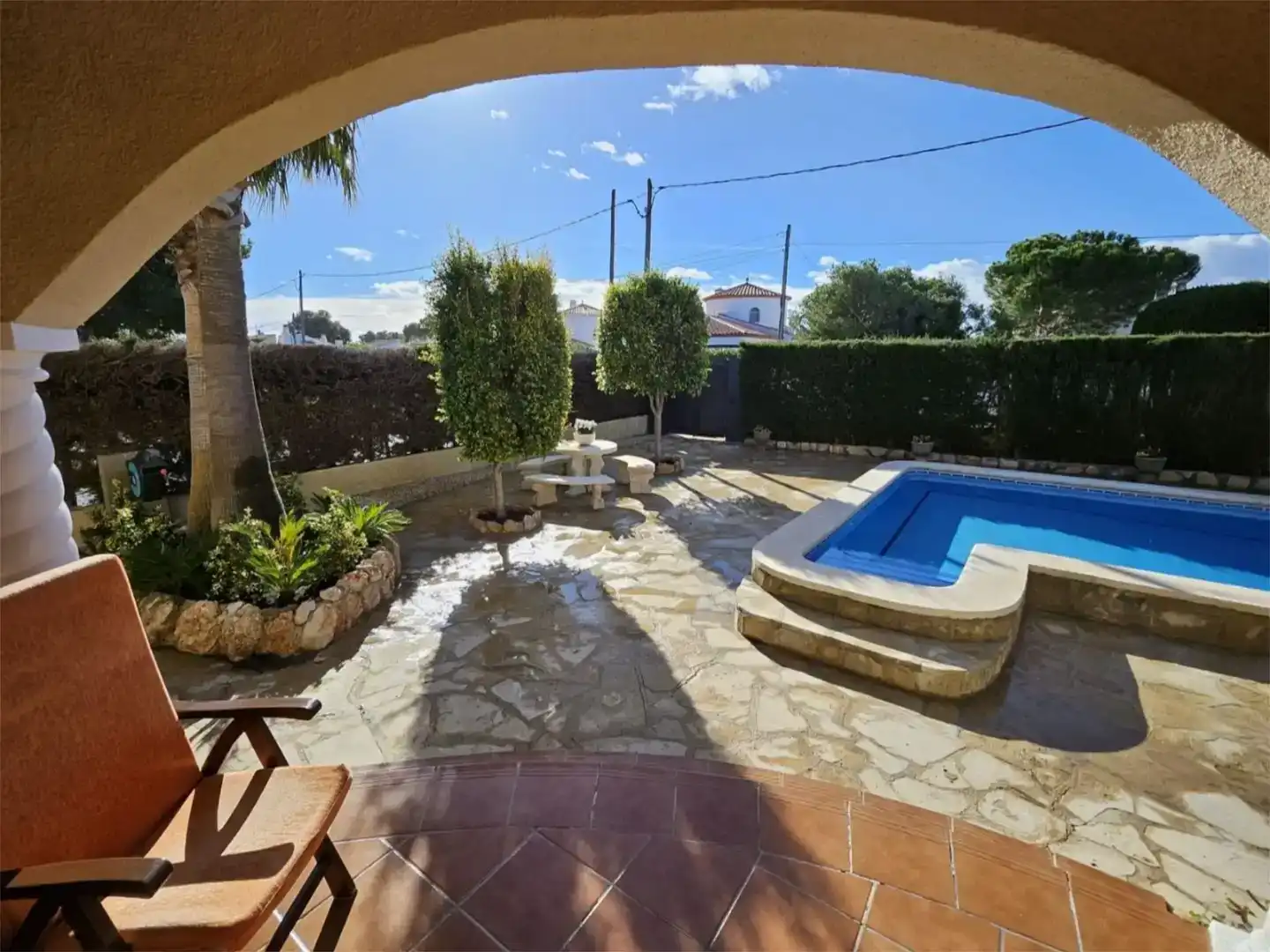 Piscina de Pis en venda en L'Ametlla de Mar  amb Aire condicionat, Jardí privat i Traster