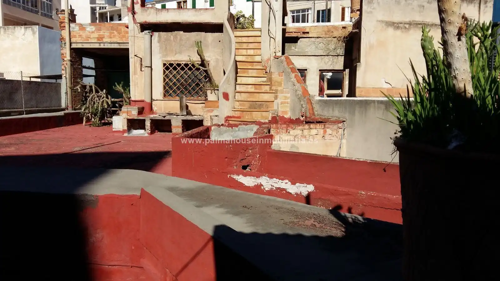 Vista exterior de Casa o chalet en venta en  Palma de Mallorca con Terraza, Trastero y TV