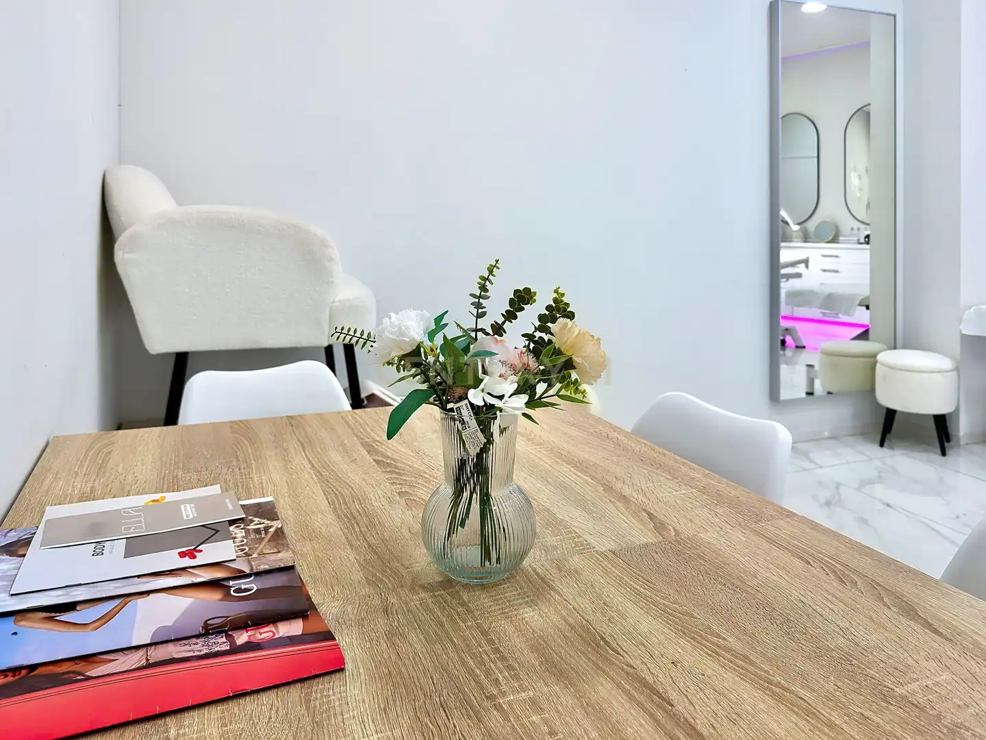 Dining room of Commercial properties for transfer in Torremolinos  with Air Conditioner