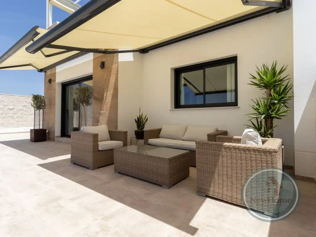 Houses for sale in Calle Jose Carreras, San Fulgencio