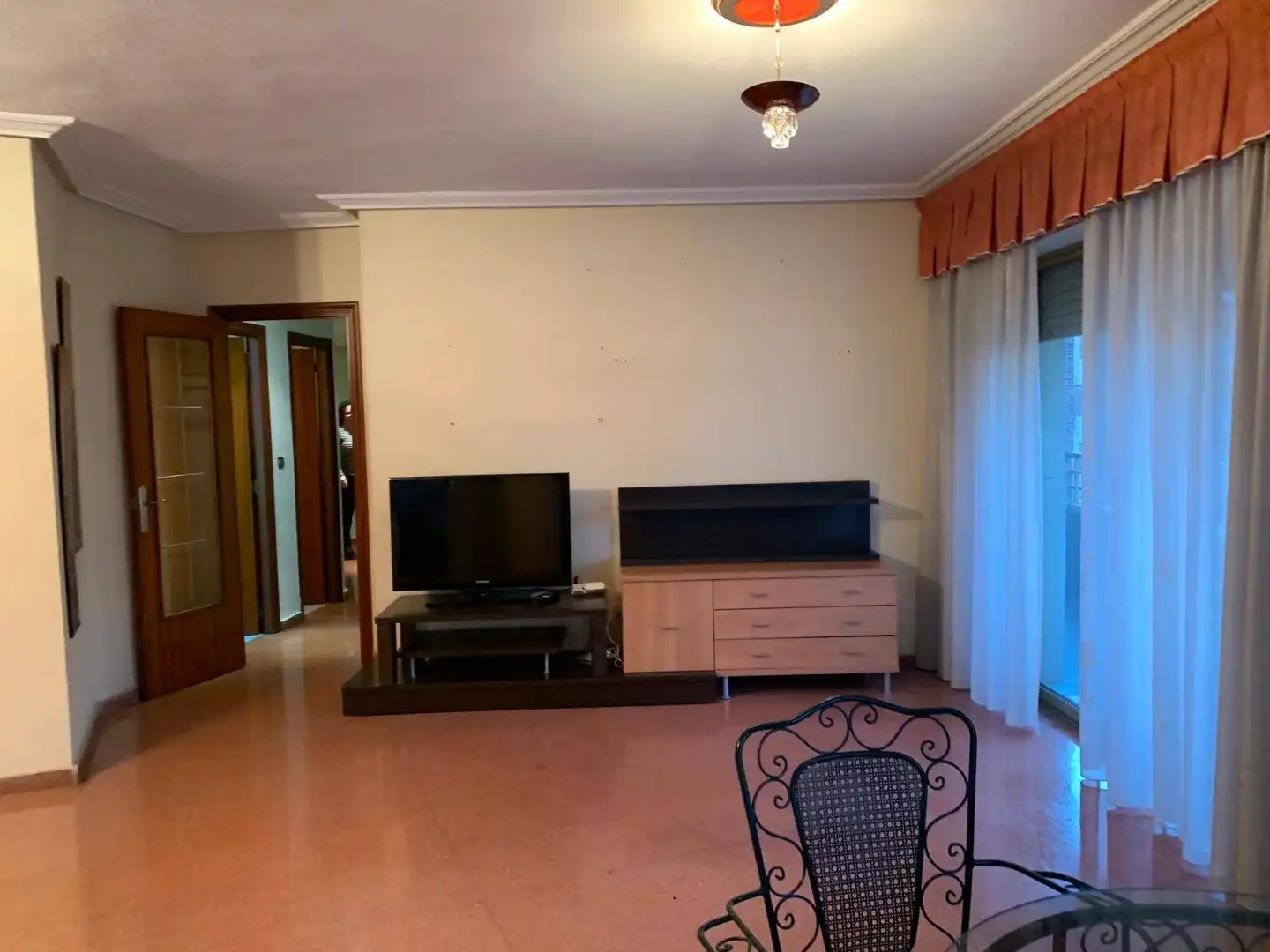 Sala d'estar de Pis en venda en Elche / Elx amb Aire condicionat, Jardí privat i Terrassa