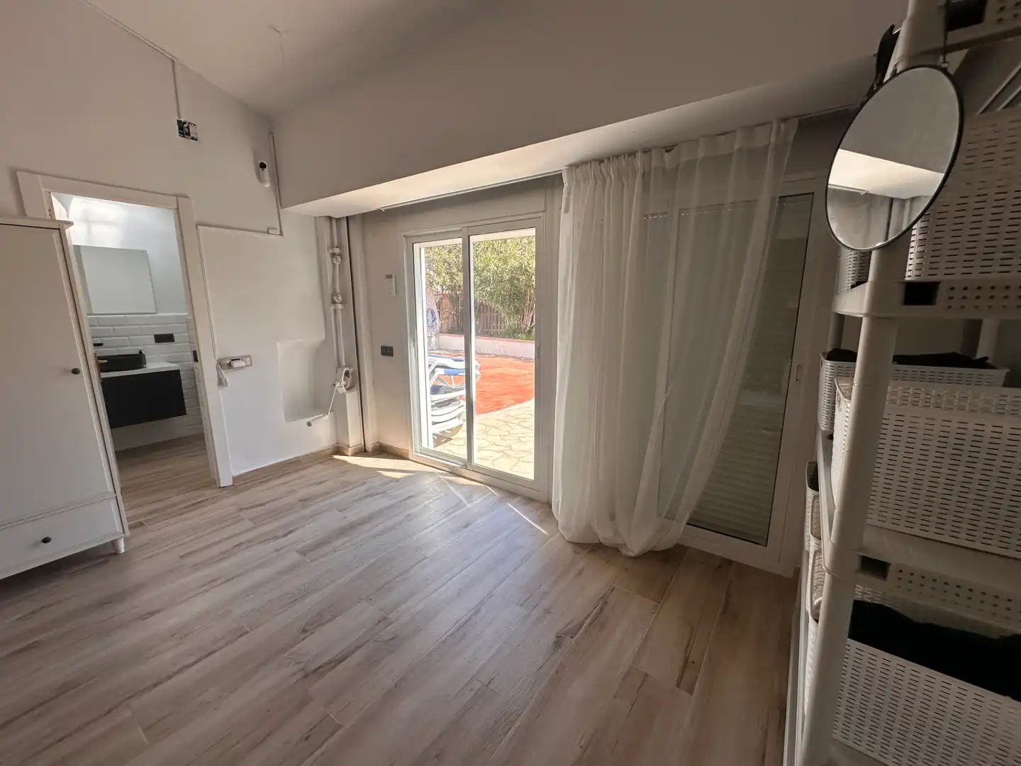 Schlafzimmer von Haus oder Chalet zum Verkauf in Mont-roig del Camp mit Klimaanlage, Heizung und Privatgarten