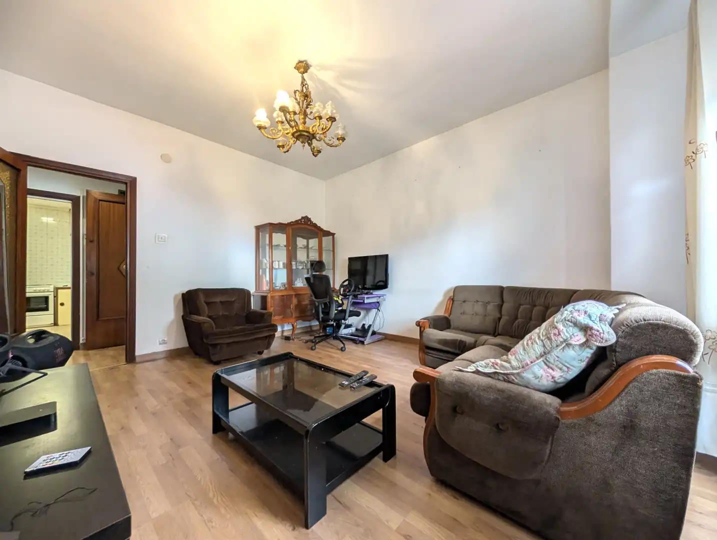 Living room of Flat for sale in San Martín del Rey Aurelio  with Heating, Terrace and Storage room