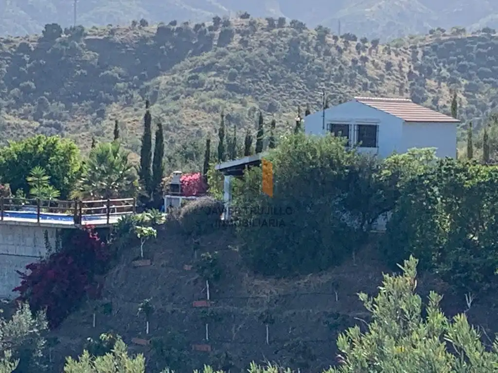 Casa rústica con piscina en venta en Iznate, imagen 5