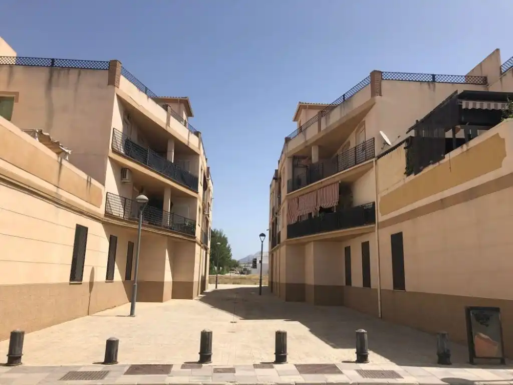 Exterior view of Flat for sale in Atarfe  with Terrace and Storage room