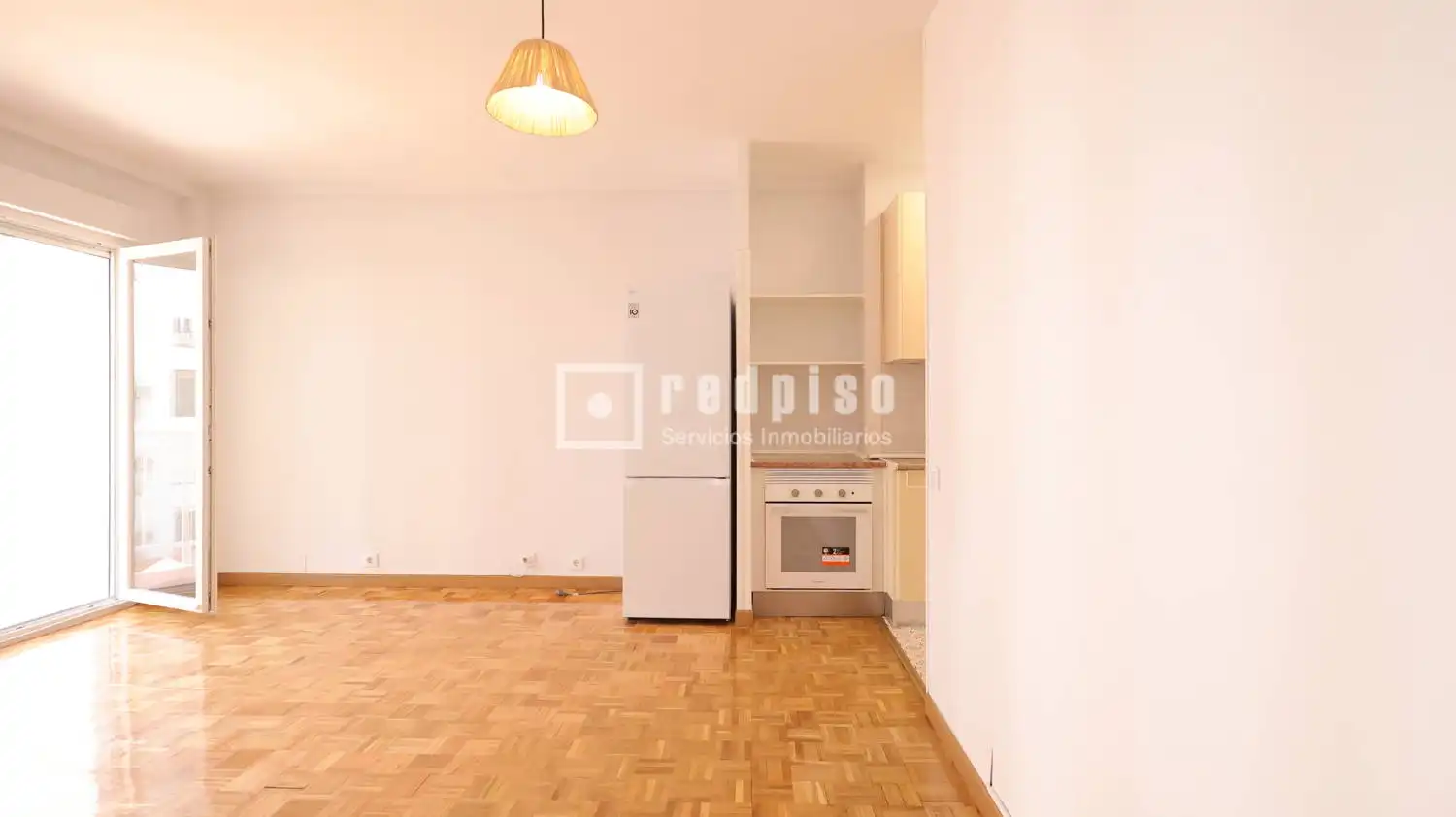 Habitación de Piso de alquiler en Madrid con Calefacción y Terraza