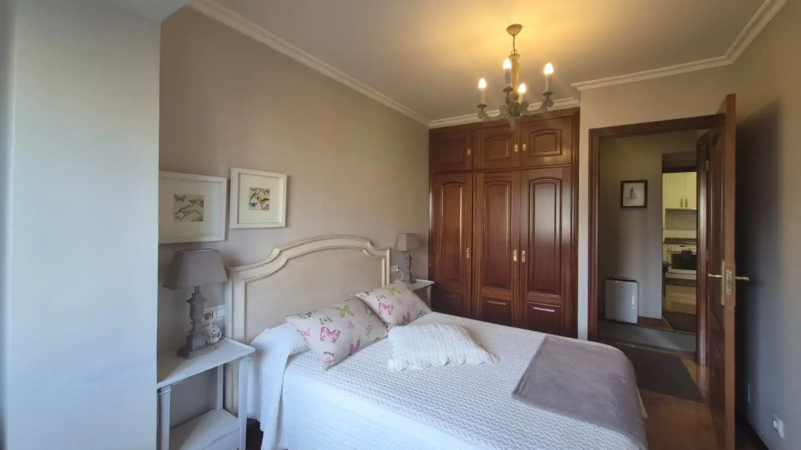 Habitación de Piso de alquiler en Vigo  con Amueblado, Horno y Lavadora