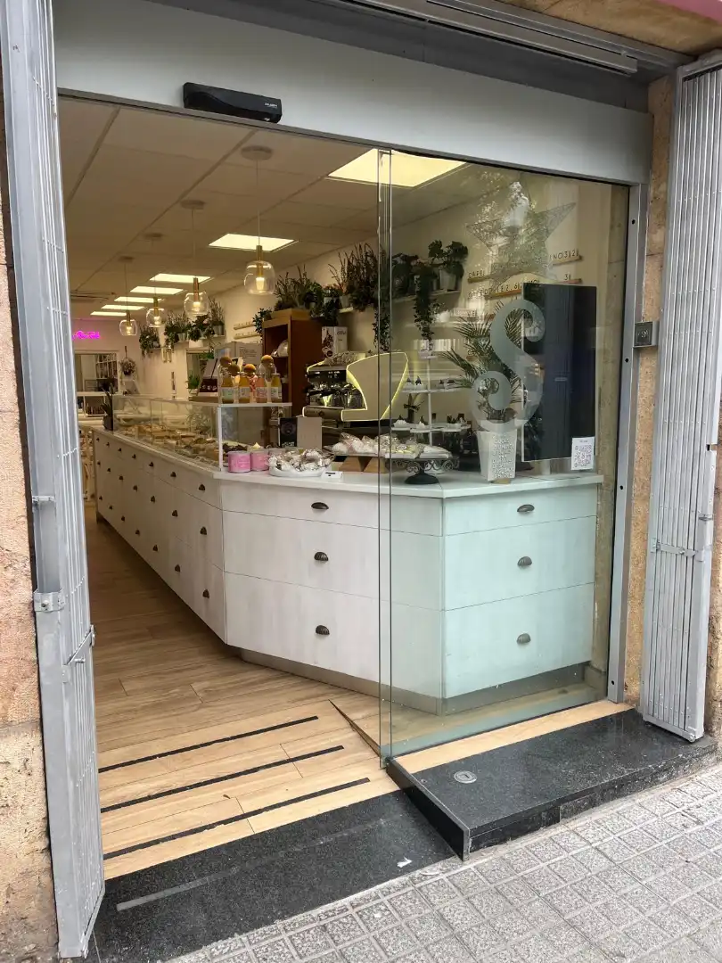 Local en traspaso en Tarragona con Aire acondicionado, Calefacción y Terraza