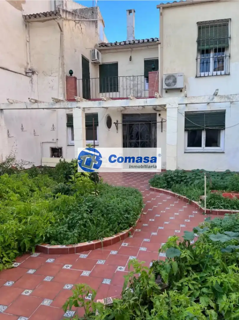 House with garden for sale in Martos, imagen 5