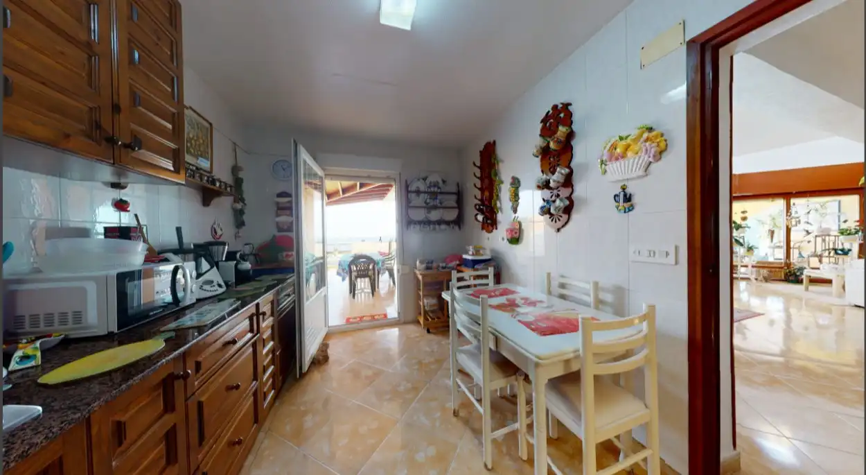 Cuina de Casa o xalet en venda en Orihuela amb Aire condicionat, Calefacció i Terrassa