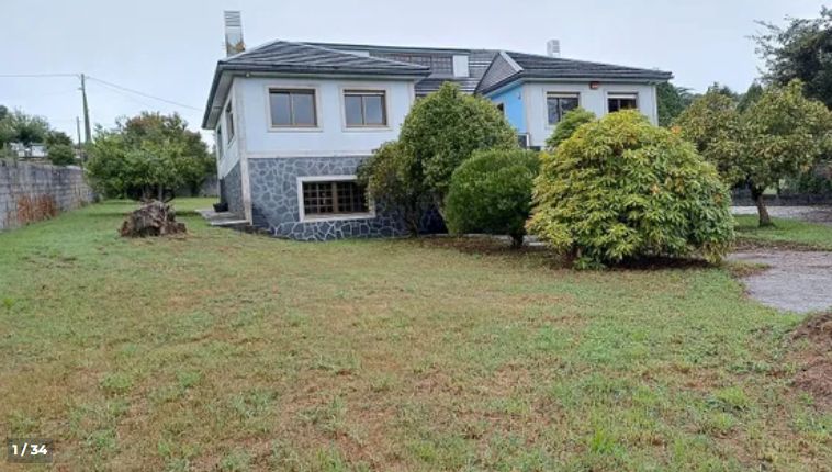 Vista exterior de Casa o xalet en venda en Boqueixón amb Calefacció, Jardí privat i Terrassa