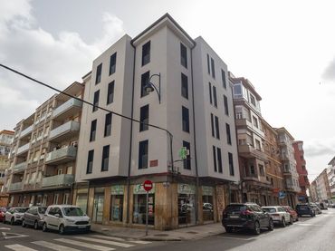 Pis amb ascensor en venda a San Mamés - La Palomera