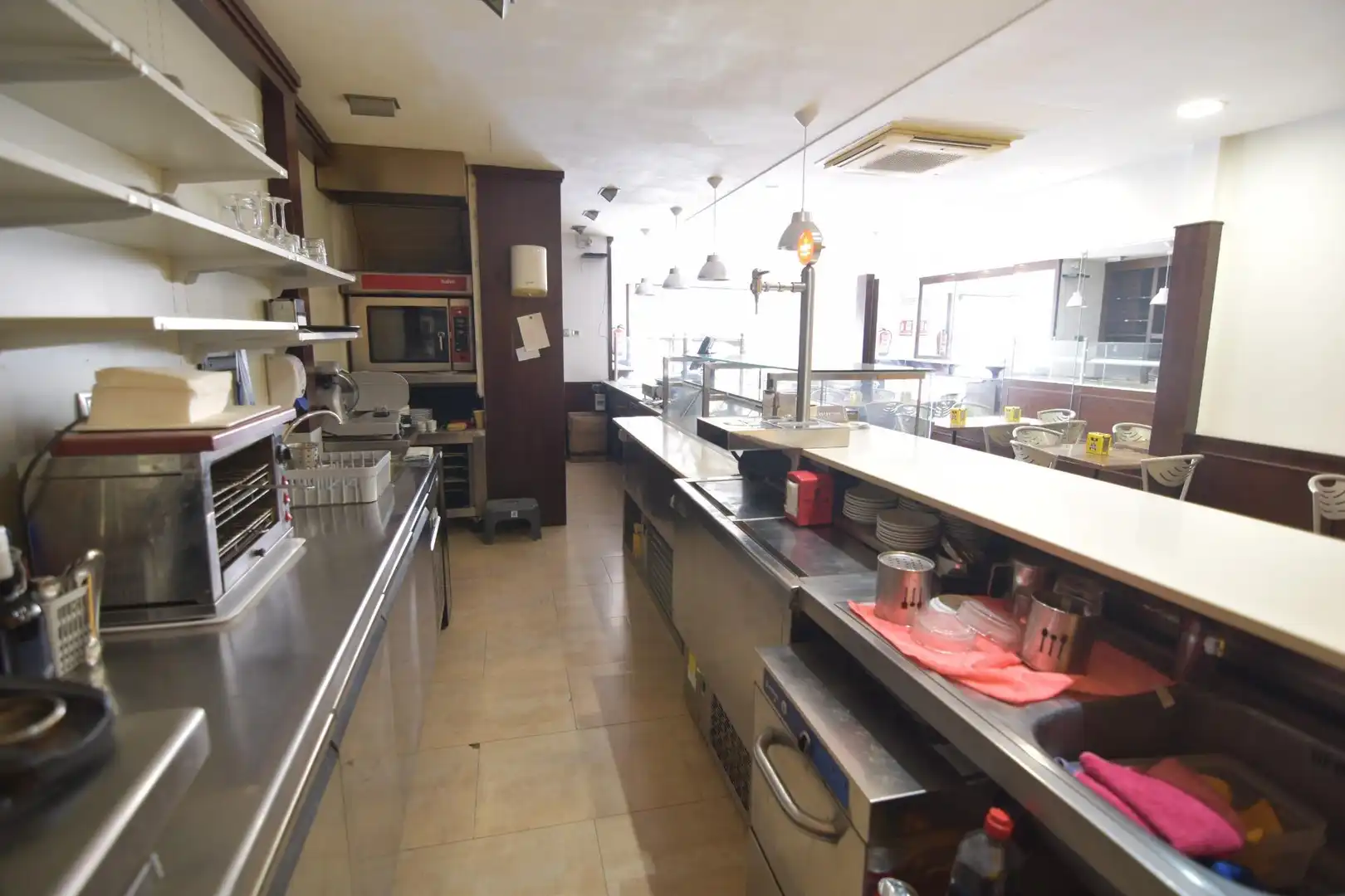 Cocina de Local en venta en Calafell Poble