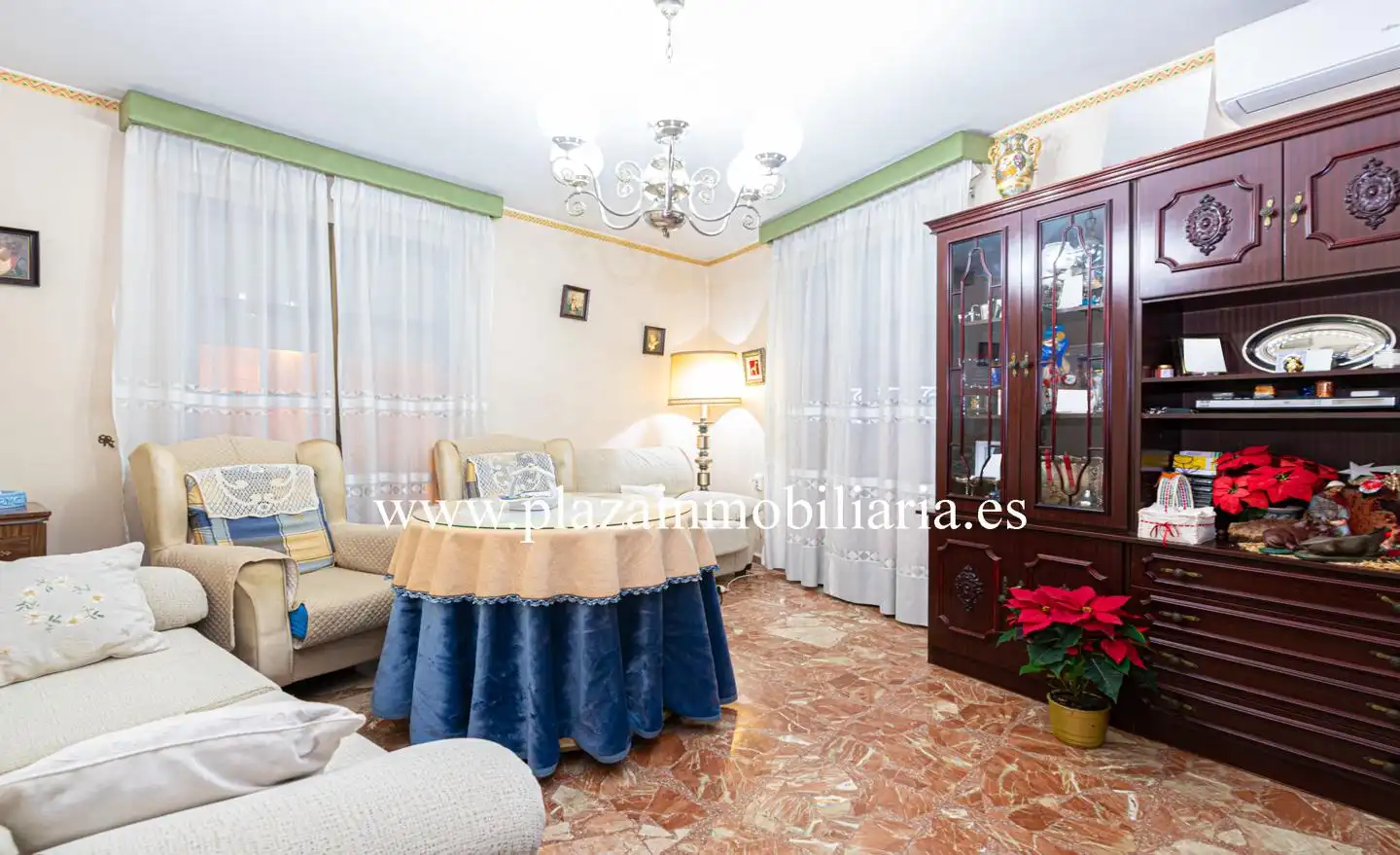 Habitación de Casa o chalet en venta en Lucena con Aire acondicionado, Terraza y Trastero