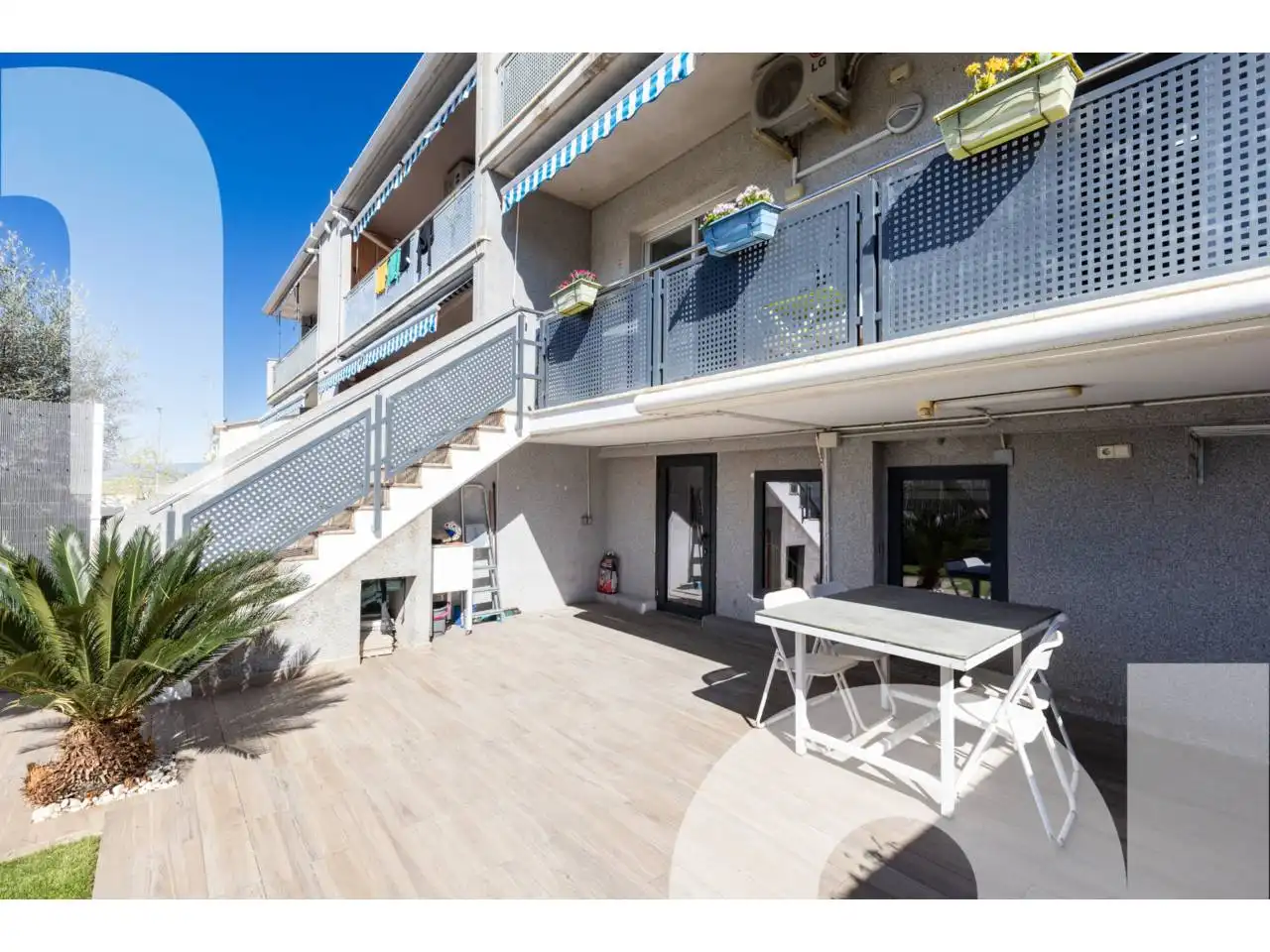 Terrasse von Wohnung zum Verkauf in Les Franqueses del Vallès mit Klimaanlage, Heizung und Privatgarten