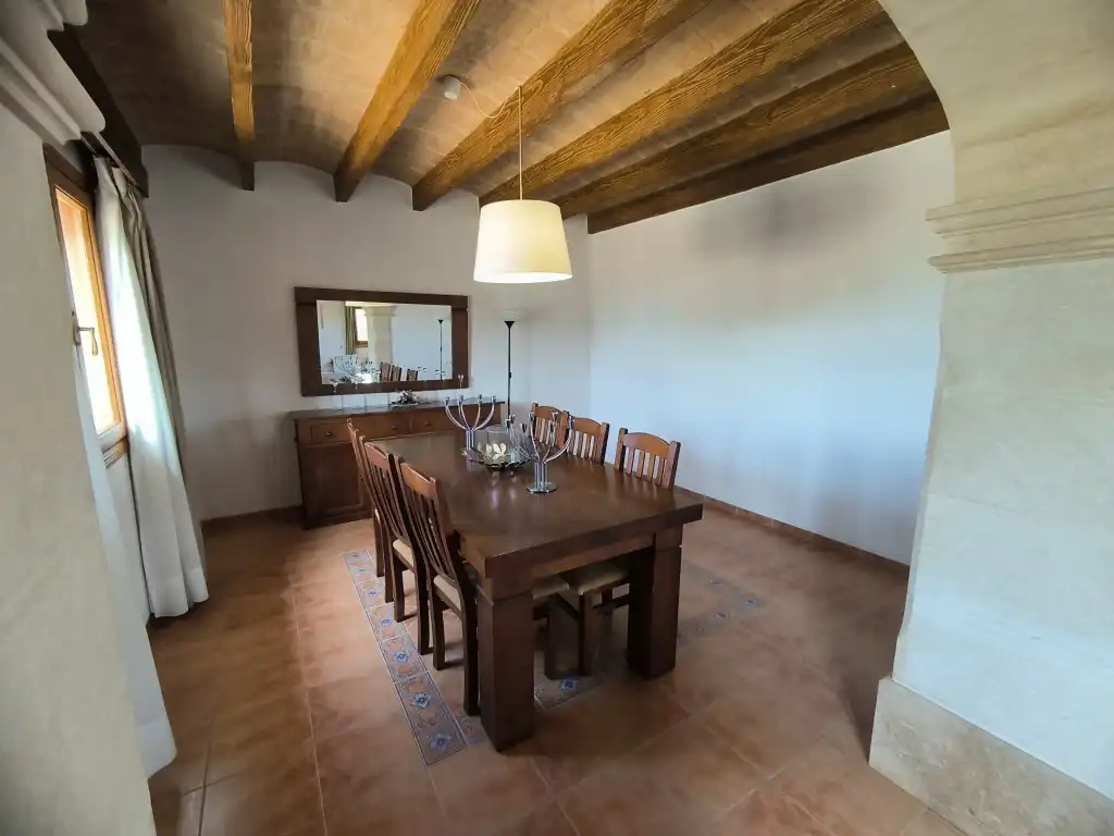 Casa rústica con piscina en venta en Llubí, imagen 5
