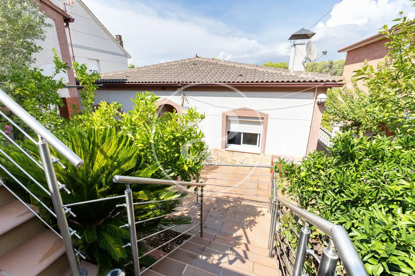 Exterior view of Flat for sale in Rubí  with Air Conditioner, Heating and Private garden