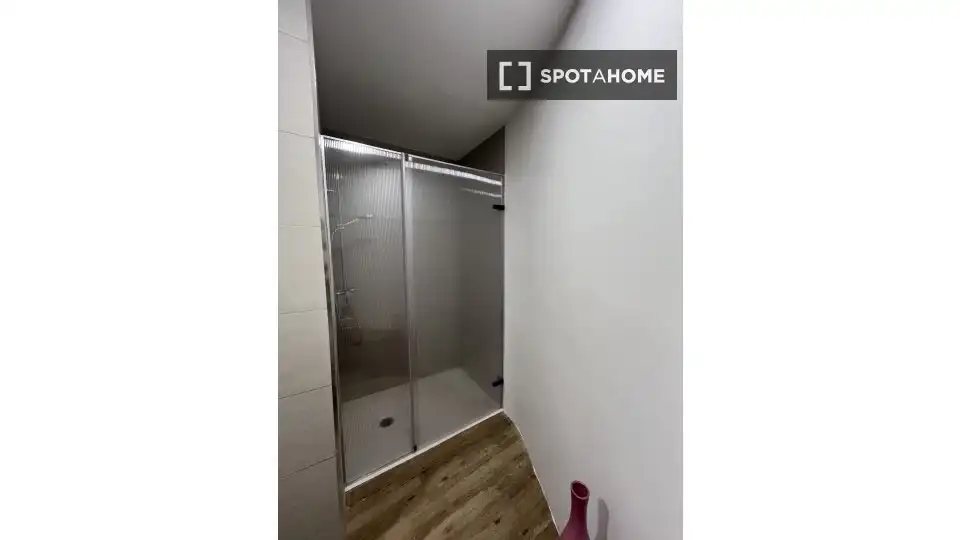 Bany de Apartament per a compartir en Sagunto / Sagunt amb Aire condicionat, Calefacció i Terrassa