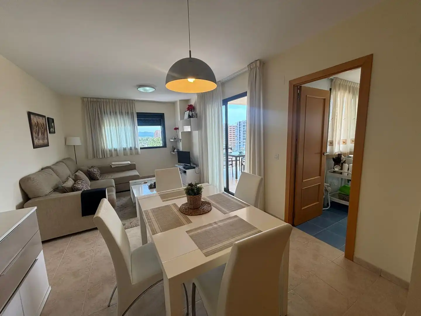 Apartament amb piscina en venda a CENTRAL 20