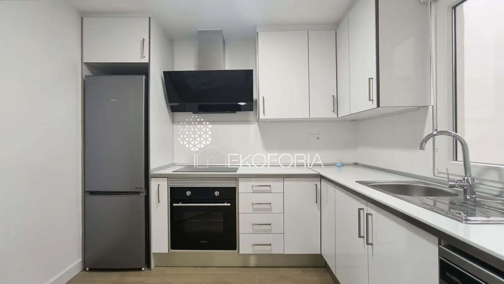 Cocina de Piso en venta en Paterna con Aire acondicionado, Calefacción y Terraza
