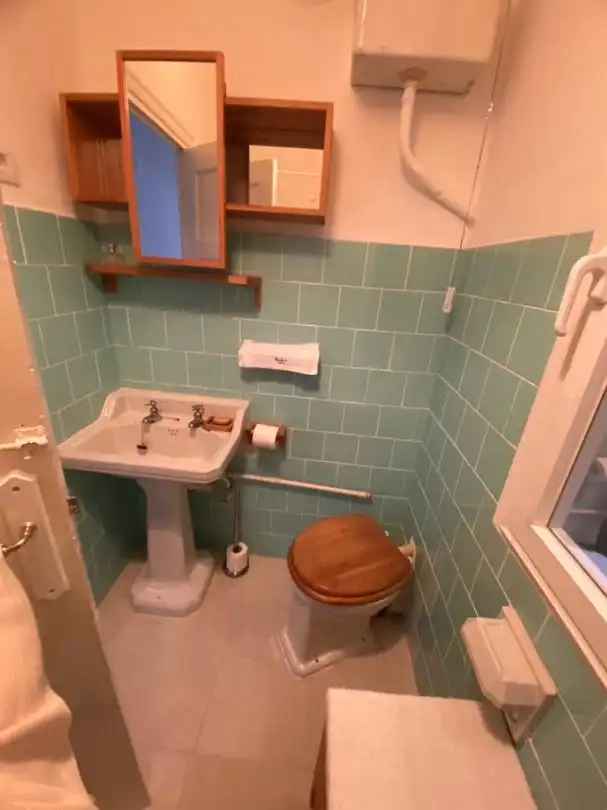 Bathroom of Flat for sale in Basauri 