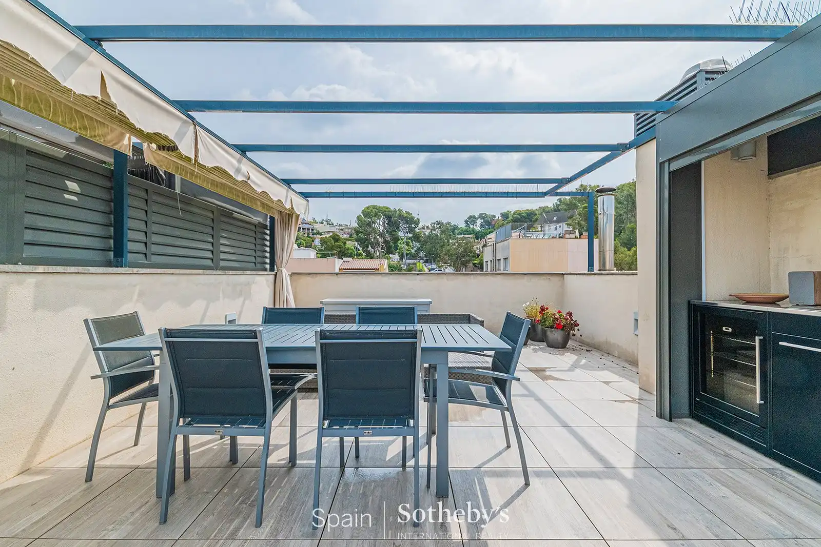 Terraza de Ático en venta en Sant Just Desvern con Aire acondicionado, Terraza y Trastero