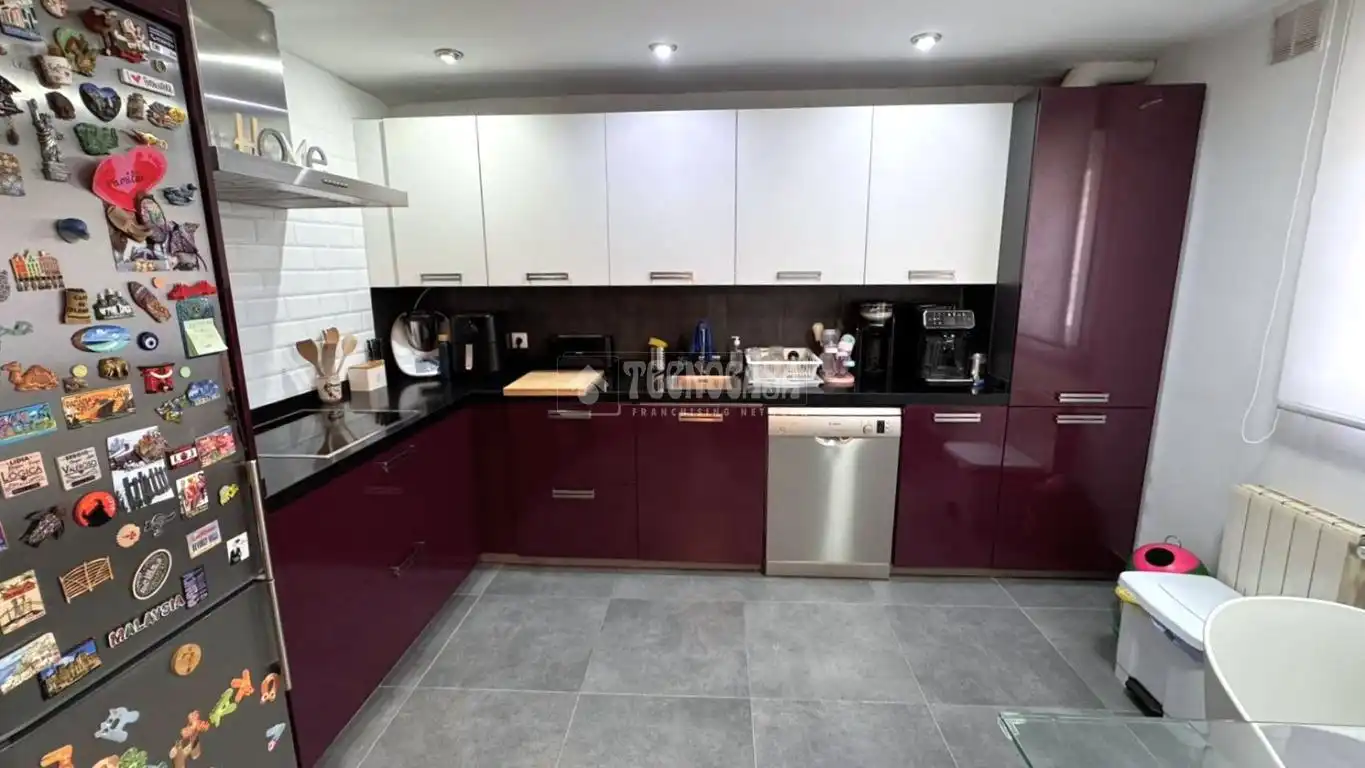 Cocina de Casa adosada en venta en Boadilla del Monte con Aire acondicionado, Calefacción y Piscina comunitaria