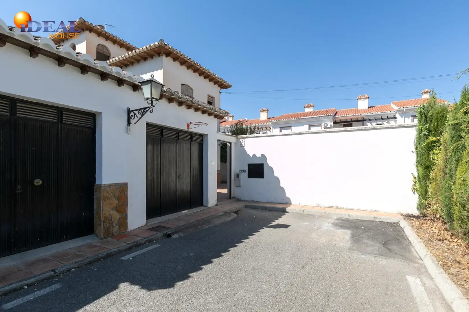 Vista exterior de Casa o chalet en venta en Ogíjares con Jardín privado, Terraza y Balcón