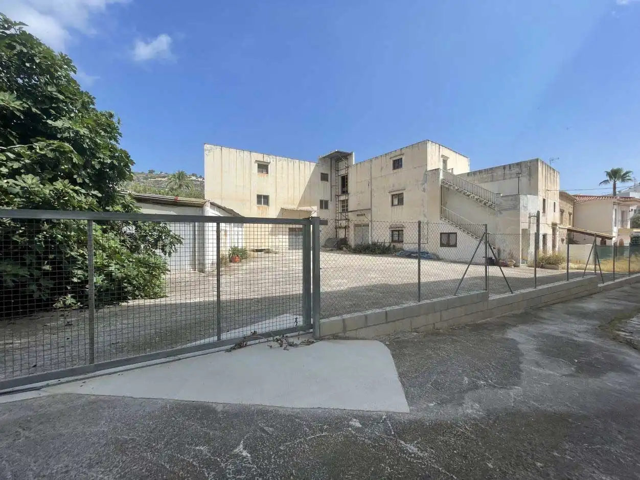 Misto residenziale in vendita a Centro ciudad, imagen 7