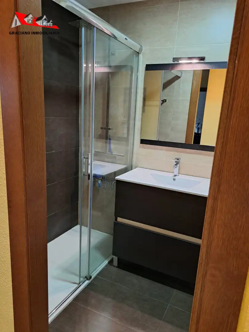 Baño de Piso en venta en Albacete con Calefacción, Amueblado y Horno